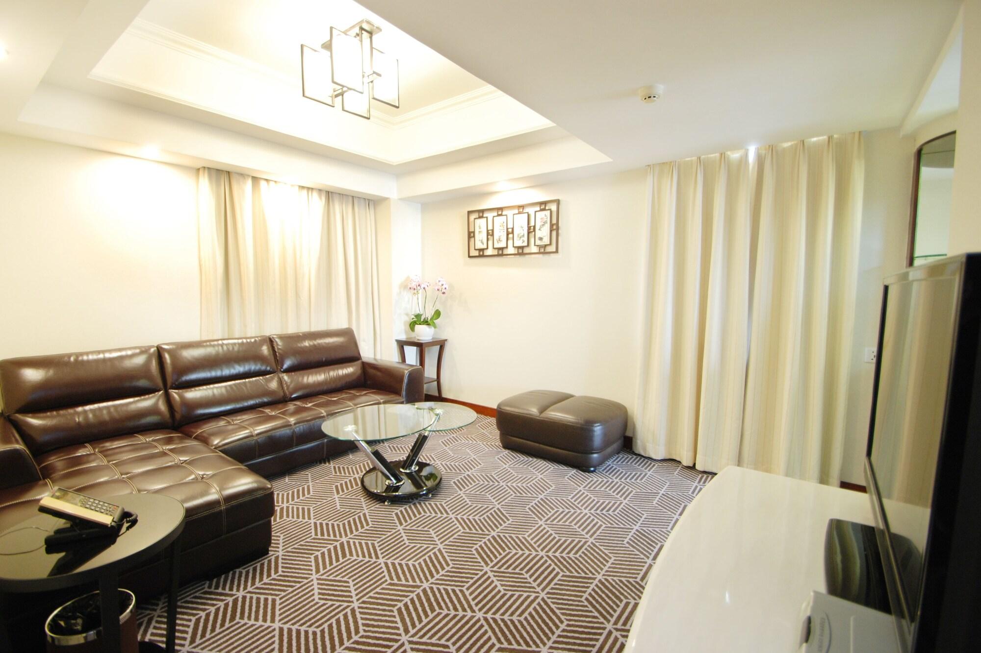 Overseas Chinese Friendship Hotel Гуанчжоу Экстерьер фото