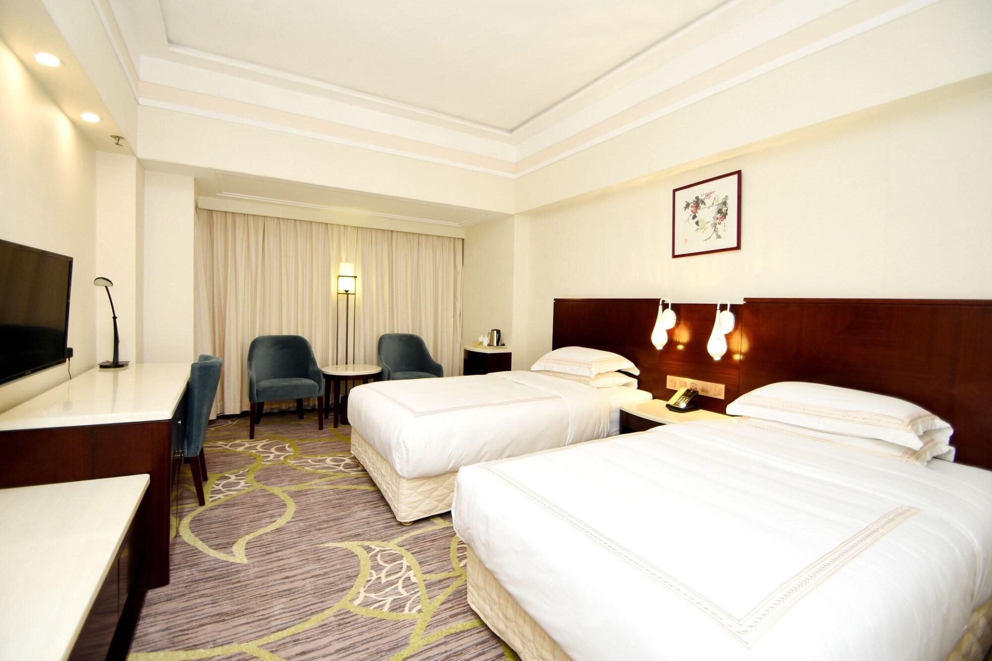 Overseas Chinese Friendship Hotel Гуанчжоу Экстерьер фото