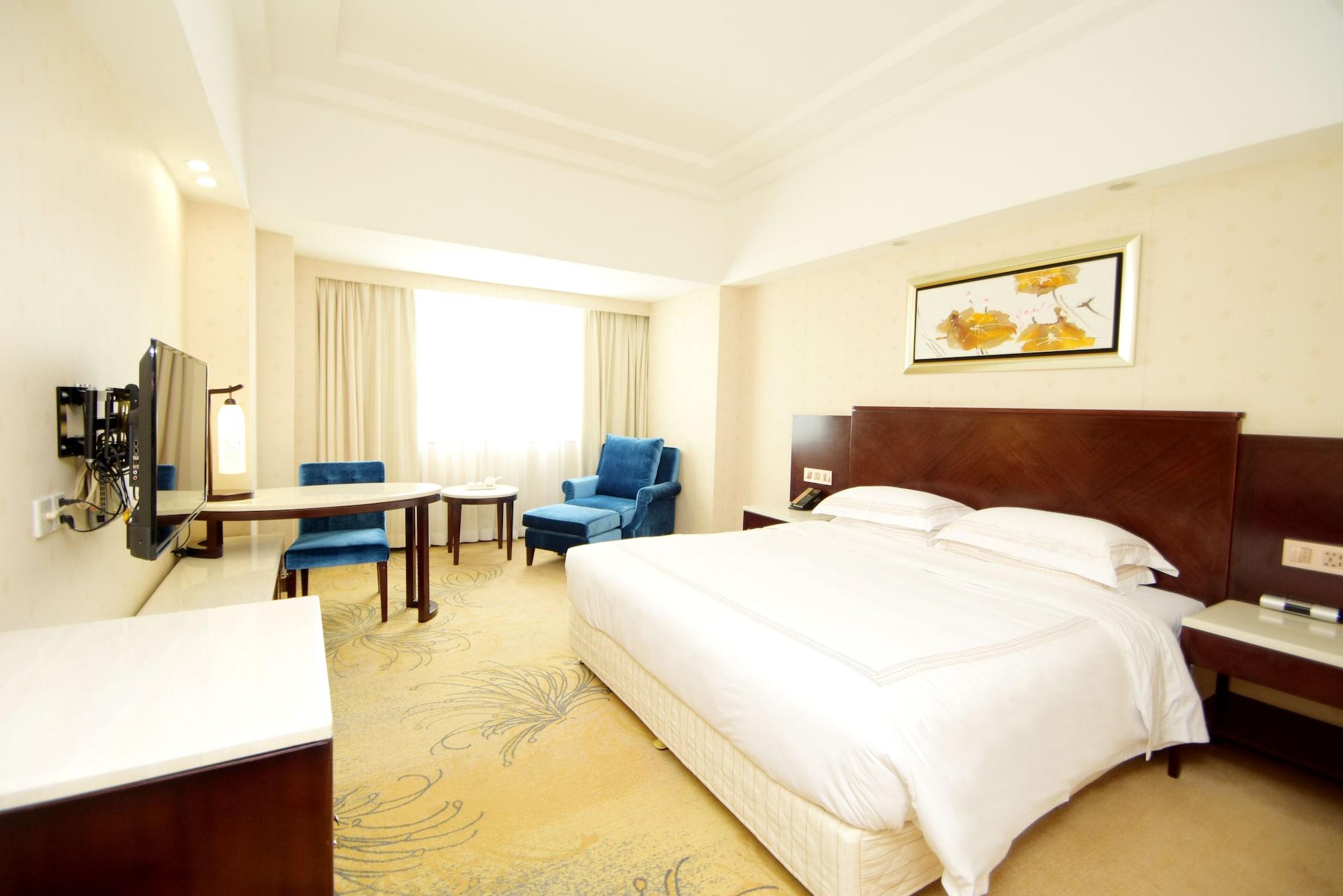 Overseas Chinese Friendship Hotel Гуанчжоу Экстерьер фото