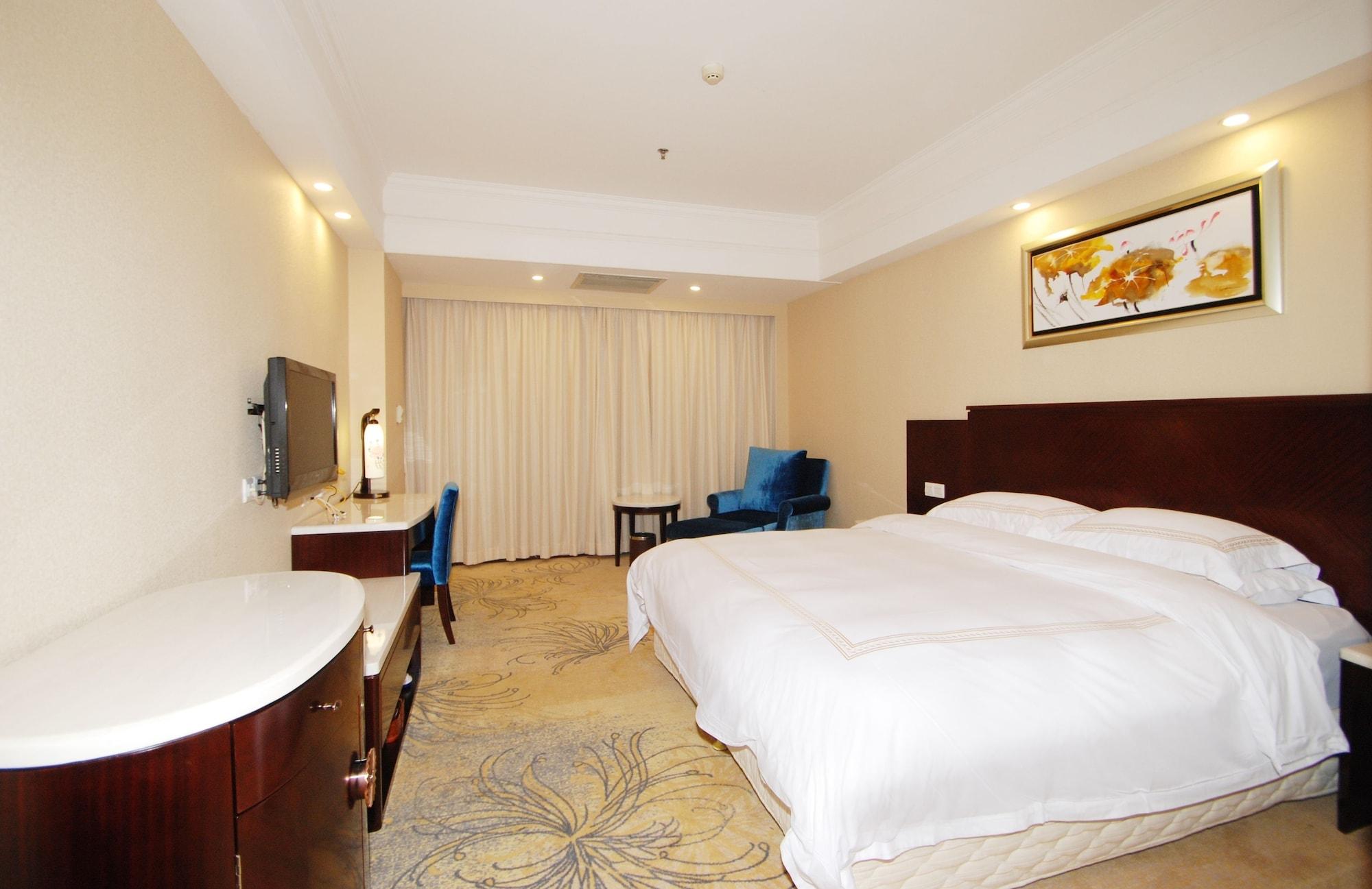 Overseas Chinese Friendship Hotel Гуанчжоу Экстерьер фото