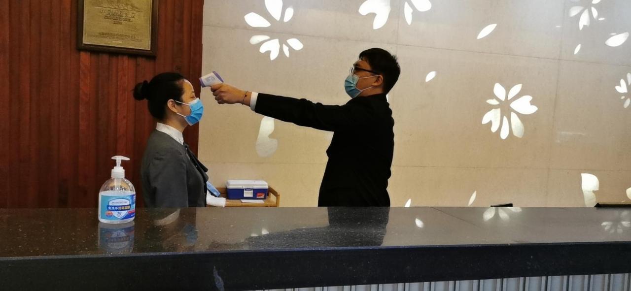 Overseas Chinese Friendship Hotel Гуанчжоу Экстерьер фото